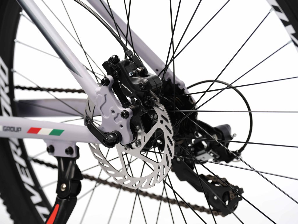 راهنمای جامع انتخاب سیستم ترمز دوچرخه: از ترمز دیسکی ( مکانیکی و هیدرولیکی ) تا V-Brake